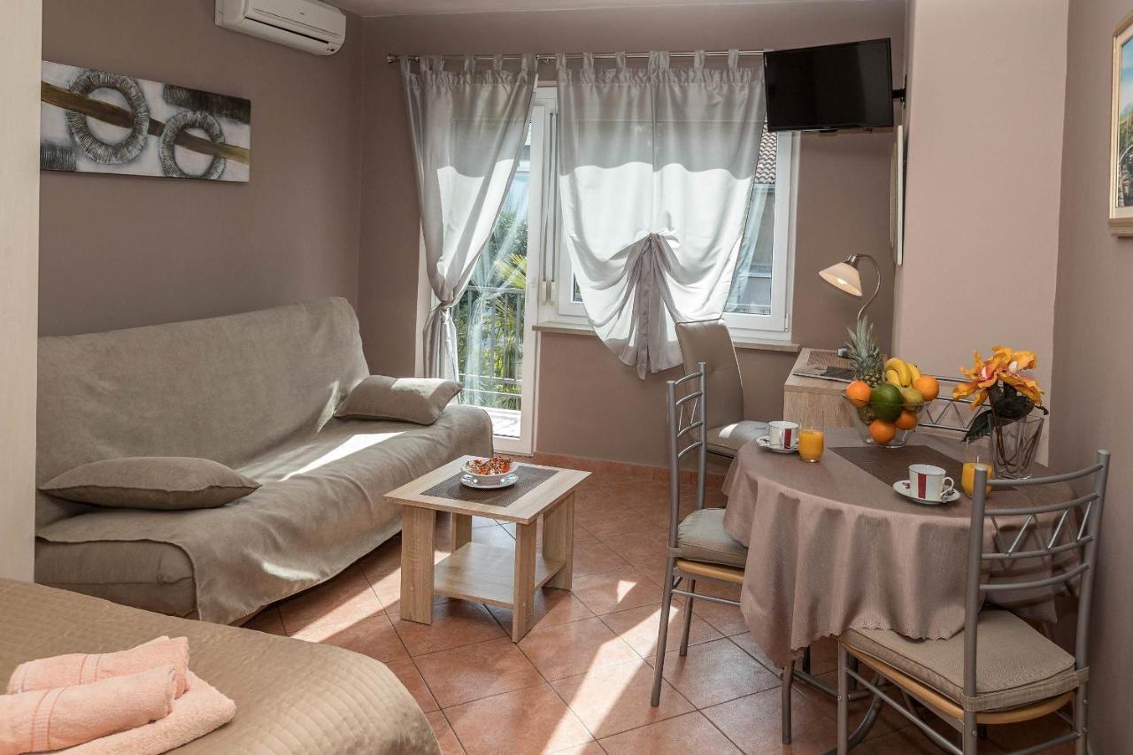 Apartments Karmen 1 Crikvenica Esterno foto